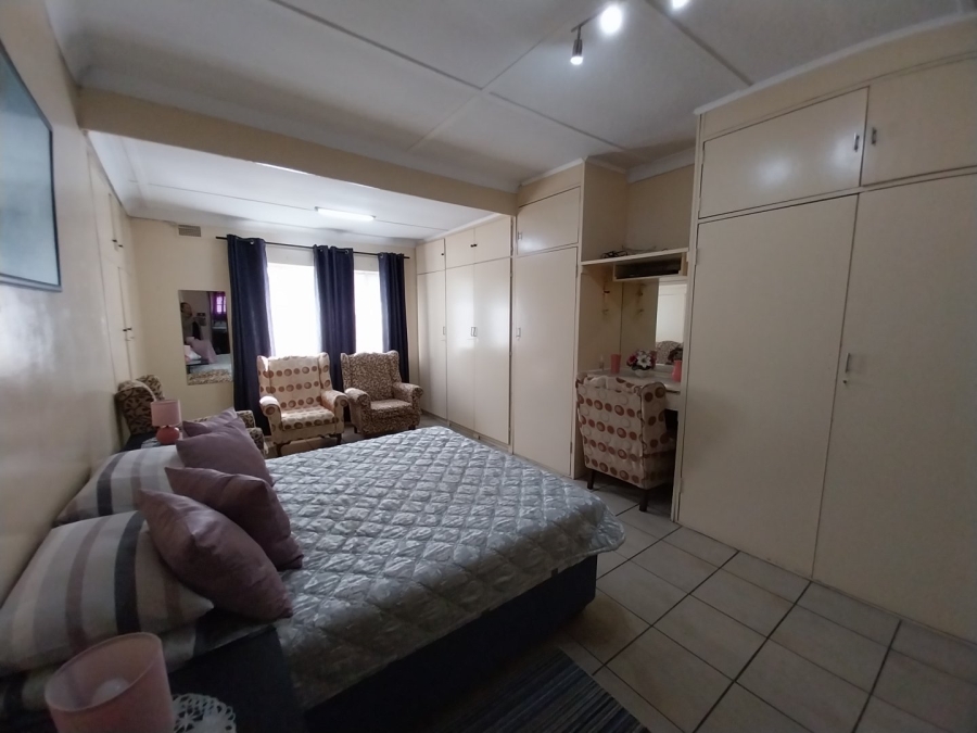 3 Bedroom Property for Sale in Potchefstroom South North West